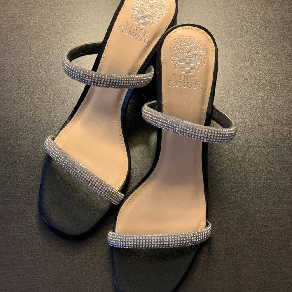 Vince Camuto Block Heel Sandals Size 9.  New